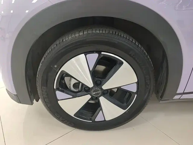 BYD Dolphin — Фото автомобиля 22
