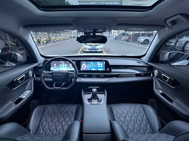 Chery Tiggo 7 PLUS — Фото автомобиля 10