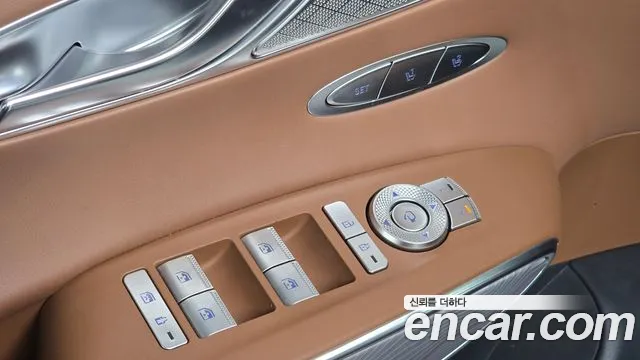 Genesis GV70 — Фото автомобиля 29