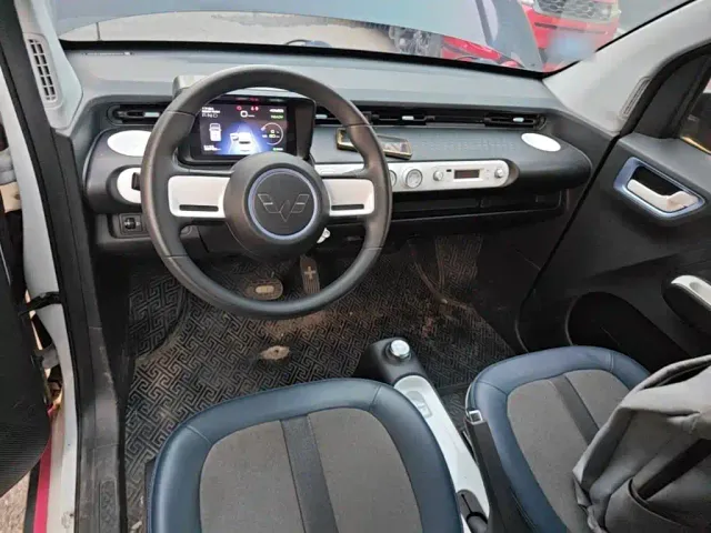 Wuling Hongguang Mini EV — Фото автомобиля 9