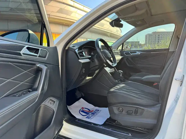 Volkswagen Tiguan L PHEV — Фото автомобиля 5