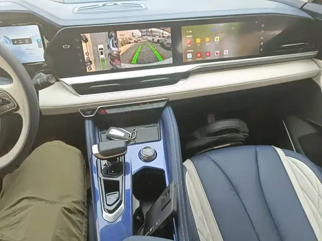 Geely Xingyue L — Фото автомобиля 13