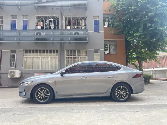 BYD Qin PLUS 2021 EV 500KM Luxury Model — Фото автомобиля 10