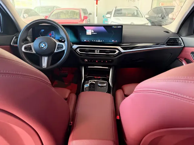 BMW i3 — Фото автомобиля 5