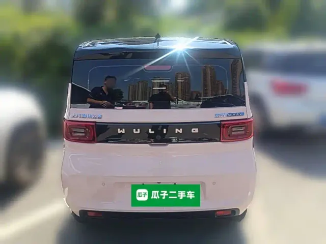 Wuling Hongguang Mini EV — Фото автомобиля 7