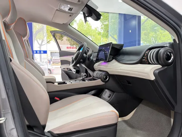 BYD Yuan PLUS — Фото автомобиля 13
