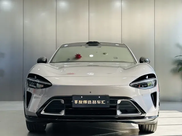 Xiaomi SU7 — Фото автомобиля 2