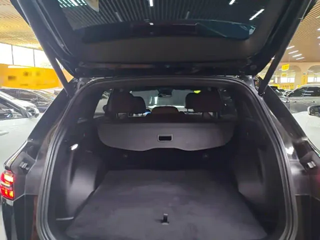 Geely Xingyue L — Фото автомобиля 18
