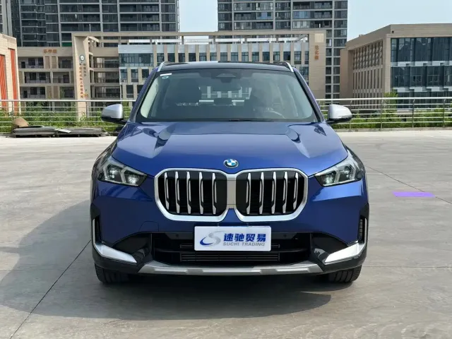 BMW X1 — Фото автомобиля 2
