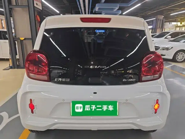 Roewe Clever — Фото автомобиля 5