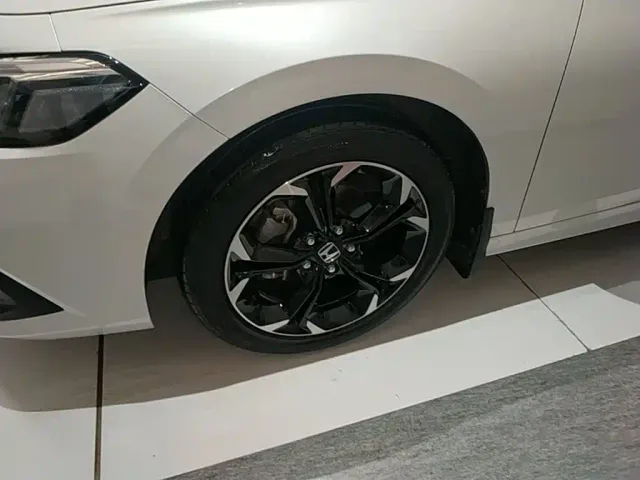 Honda Civic — Фото автомобиля 22