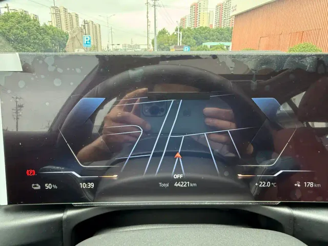 BMW i3 — Фото автомобиля 14