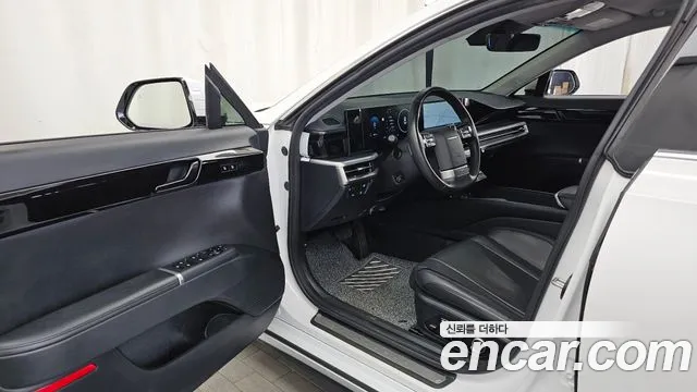 Hyundai Grandeur Grandeur (GN7) 3.5 LPG 2WD (Такси) — Фото автомобиля 10