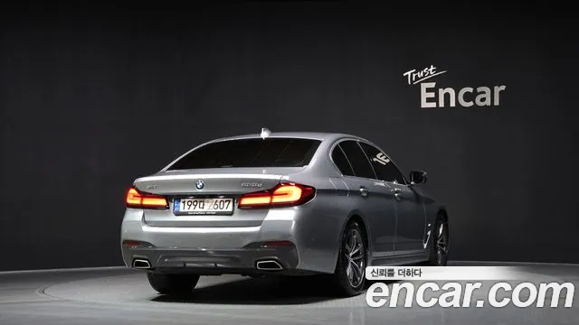 BMW 5-Series 5 серия (G30) 523d xDrive M Sport — Фото автомобиля 2