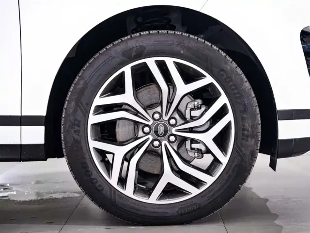 Land Rover Range Rover Evoque — Фото автомобиля 12