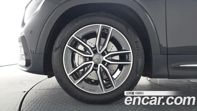 Mercedes-Benz GLB-Class — Фото автомобиля 4