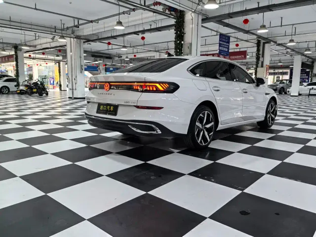 Volkswagen Lamando — Фото автомобиля 4