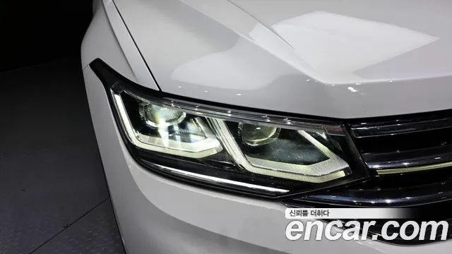 Volkswagen Tiguan — Фото автомобиля 18