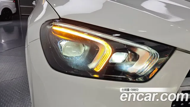 Mercedes-Benz GLE-Class — Фото автомобиля 22