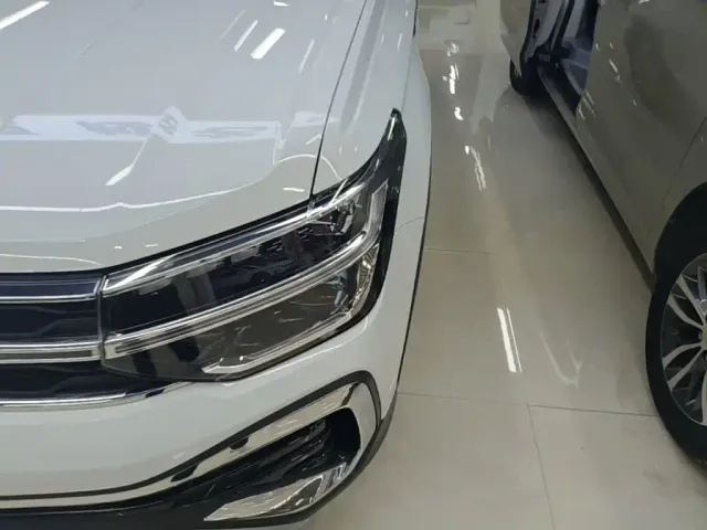 Volkswagen Tharu — Фото автомобиля 23