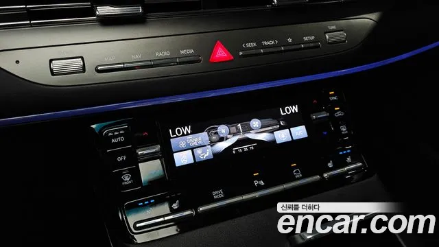 Hyundai Grandeur Grandeur (New) Hybrid — Фото автомобиля 27