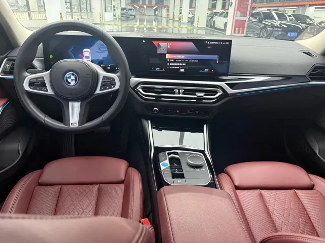 BMW i3 — Фото автомобиля 6