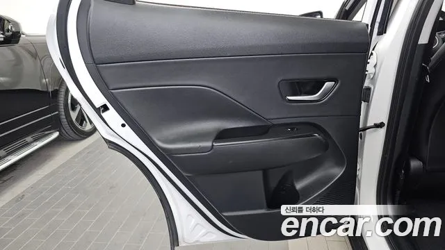 Hyundai Kona — Фото автомобиля 14