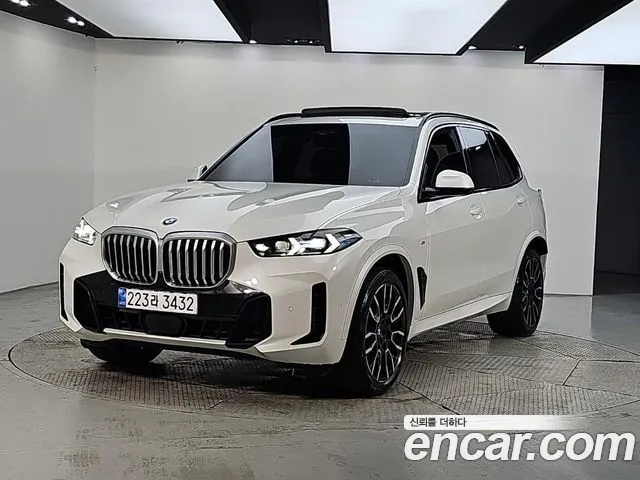Фотография автомобиля — BMW X5 G05