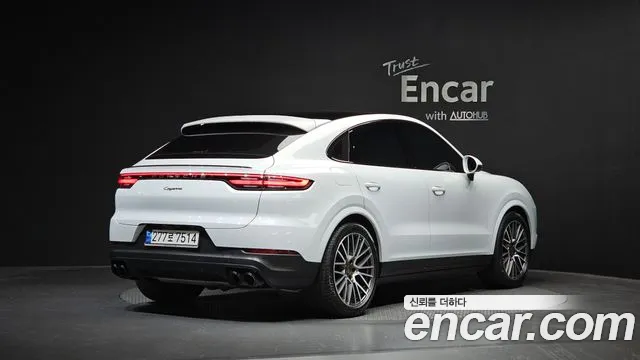 Porsche Cayenne — Фото автомобиля 2