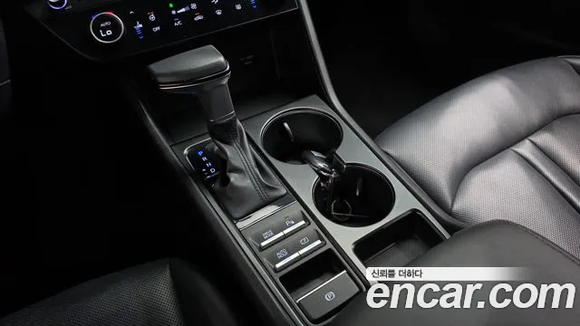 Hyundai Sonata Sonata Edge(DN8) 2.0 LPG(Для проката) — Фото автомобиля 4