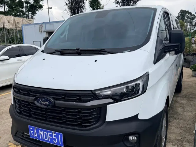 Фотография автомобиля — Ford Transit