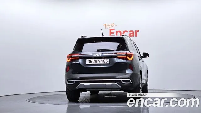Kia Seltos Seltos Бензин 1.6 турбо 2WD — Фото автомобиля 4