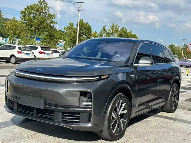 Фотография автомобиля — Li Auto L7