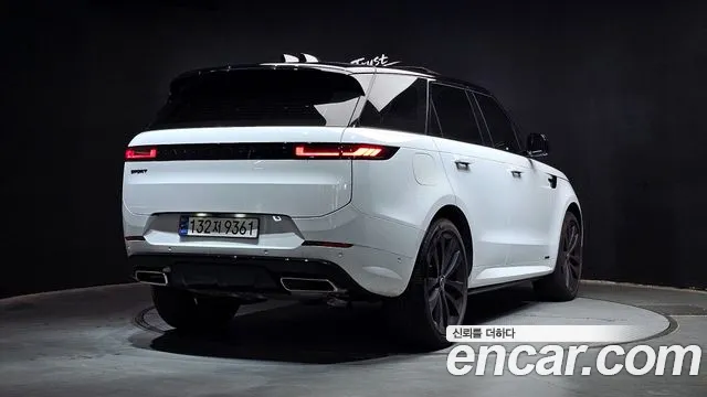 Land Rover Range Rover Sport — Фото автомобиля 2