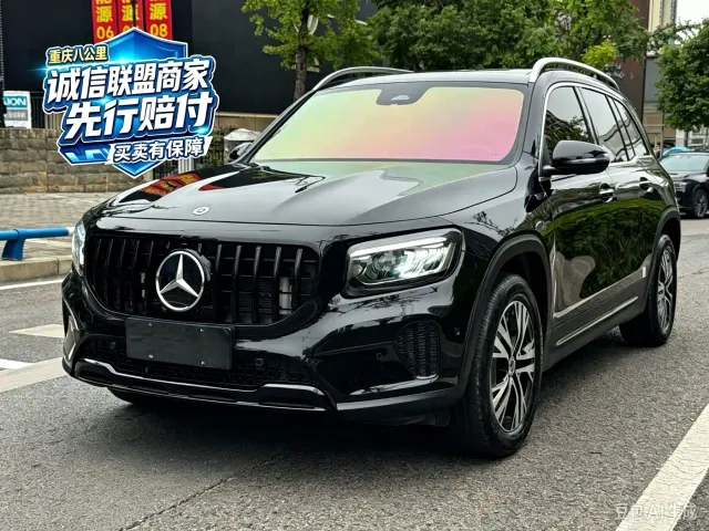 Фотография автомобиля — Mercedes-Benz GLB-Class