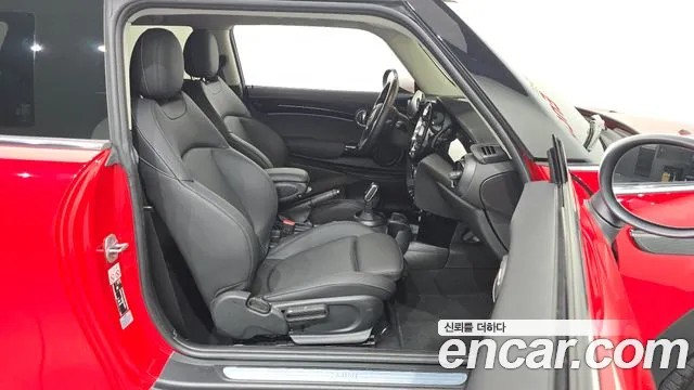 MINI Cooper — Фото автомобиля 16