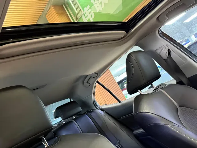 Toyota Camry — Фото автомобиля 15