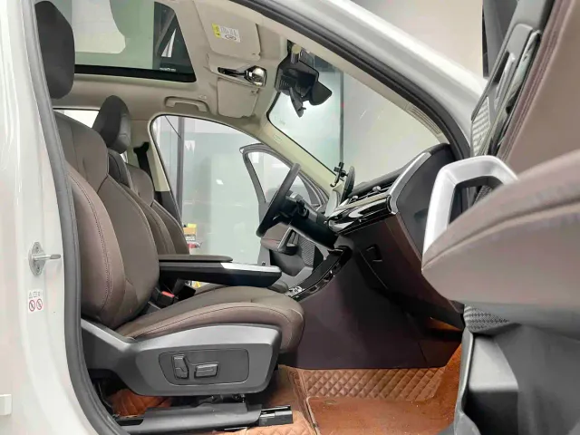 BMW X1 — Фото автомобиля 9