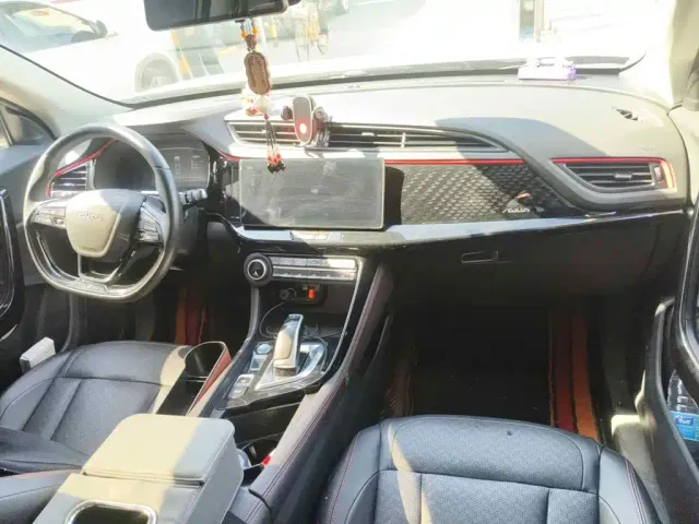 Dongfeng Fengshen AX7 — Фото автомобиля 12