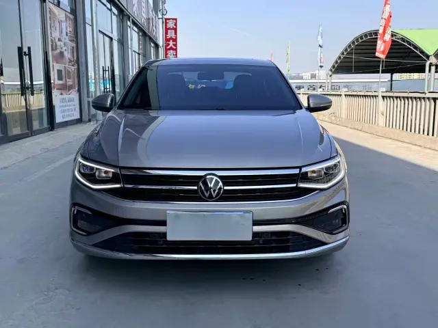 Volkswagen Bora — Фото автомобиля 2