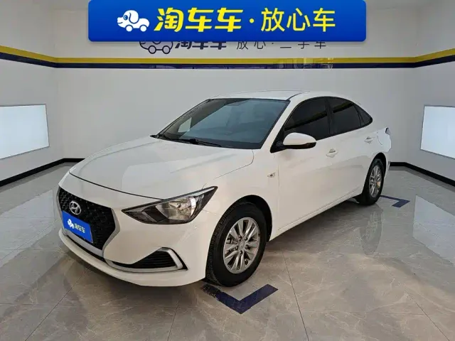 Фотография автомобиля — Hyundai Elantra