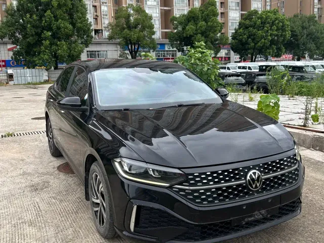 Фотография автомобиля — Volkswagen Lavida