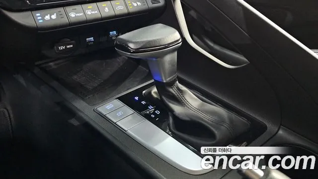 Hyundai Avante — Фото автомобиля 9