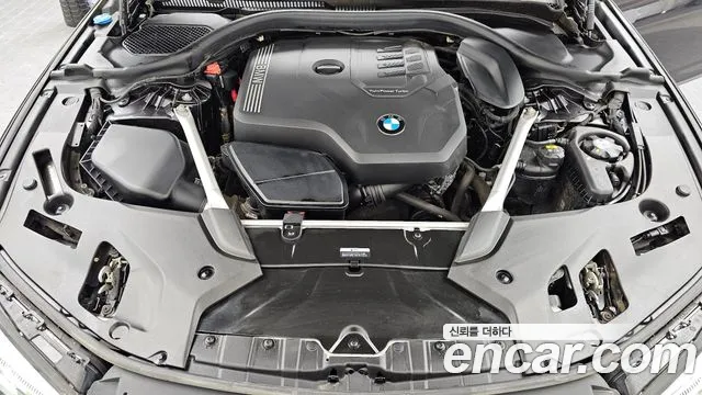 BMW 5 Series G30 — Фото автомобиля 6
