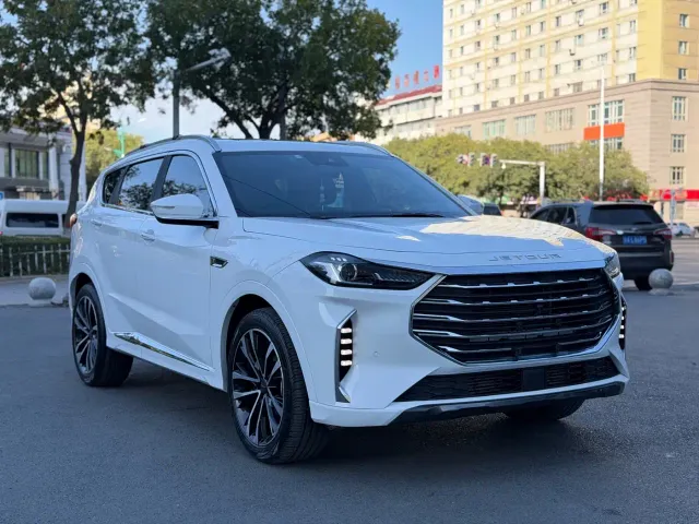 Jetour X70 Plus — Фото автомобиля 3