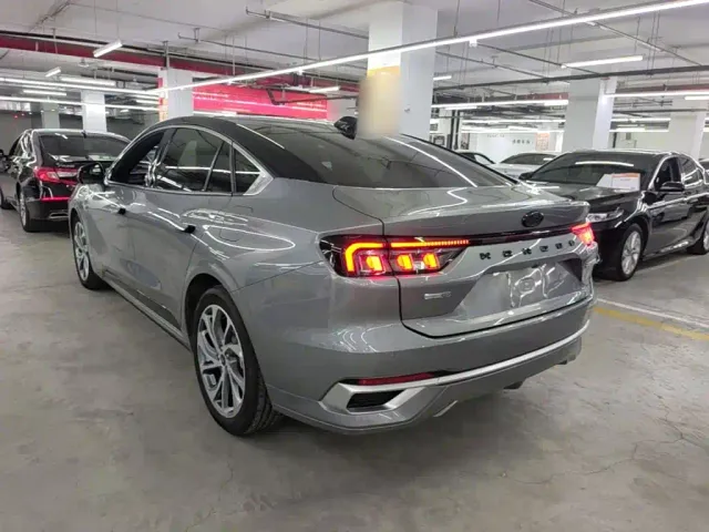 Ford Mondeo — Фото автомобиля 4