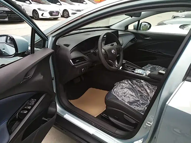 Buick Velite 6 — Фото автомобиля 15