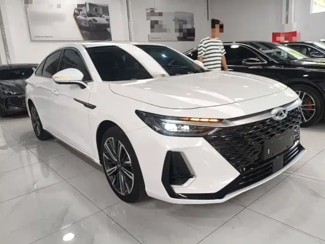 Chery Arrizo 8 — Фото автомобиля 3