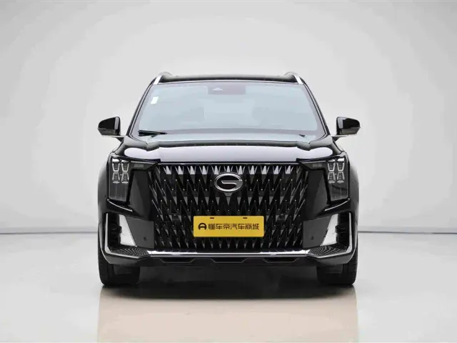 GAC Trumpchi GS8 — Фото автомобиля 2