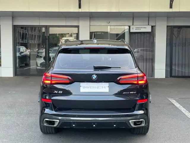 BMW X5 — Фото автомобиля 6